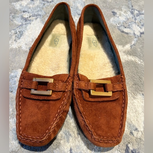 UGG Womens Suede Shearling Lined Driving Moccasins Loafers with Buckle Size 7 - Picture 1 of 8